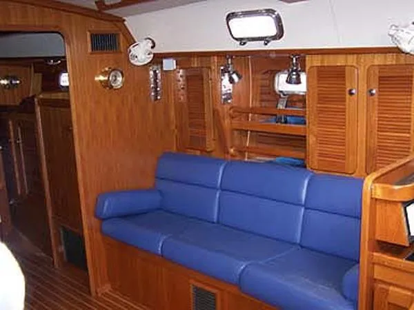 Slide: The Image of Caliber Long Range Cruiser 2008 - 11