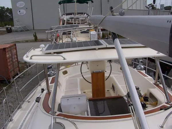 Slide: The Image of Caliber Long Range Cruiser 2008 - 2