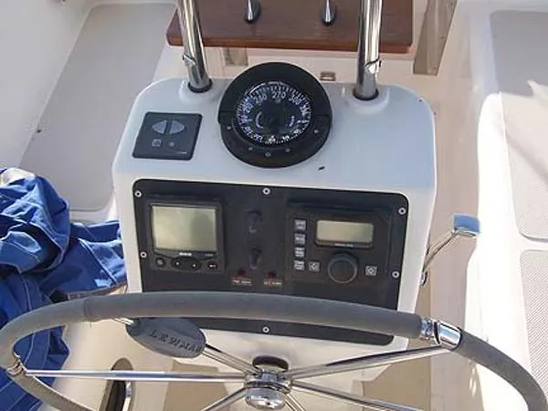 Slide: The Image of Caliber Long Range Cruiser 2008 - 5