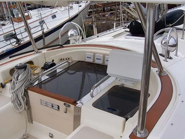 Slide: The Image of Caliber Long Range Cruiser 2008 - 7