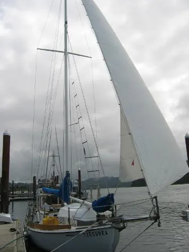 Slide: The Image of George Buehler Coastal Cruiser Elmer Atkin sailboat 1988 - 3