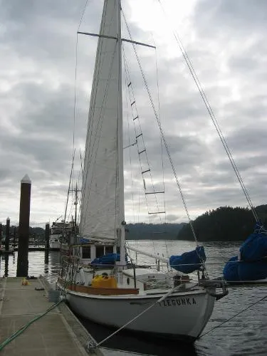 Slide: The Image of George Buehler Coastal Cruiser Elmer Atkin sailboat 1988 - 4