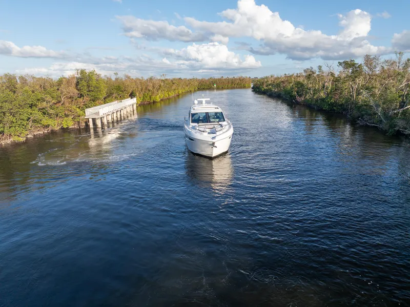 Slide: The Image of Cruisers Yachts 50 Cantius 2018 - 76