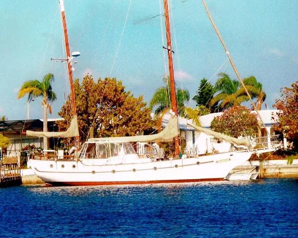 Slide: The Image of Island Trader 51 Ketch 1984 - 0