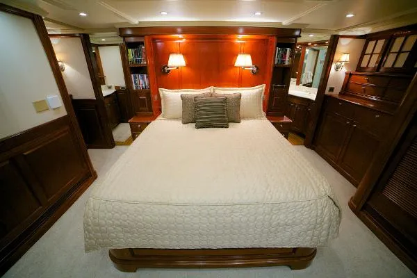 Slide: The Image of Rayburn 76 Custom Motor Yacht BR8511 2001 - 10