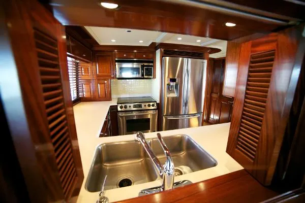 Slide: The Image of Rayburn 76 Custom Motor Yacht BR8511 2001 - 5