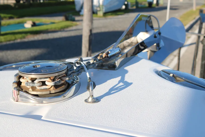 Slide: The Image of Bow of 2016 Sea Hunt Gamefish 25 with anchor and chain detail. - 5