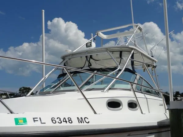 Slide: The Image of Boston Whaler 295 Conquest 2002 - 4