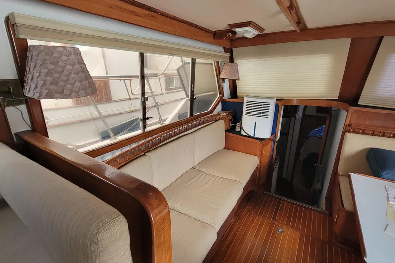 Slide: The Image of Anchor windlass on 1984 Kha Shing 40 Spindrift yacht deck. - 7