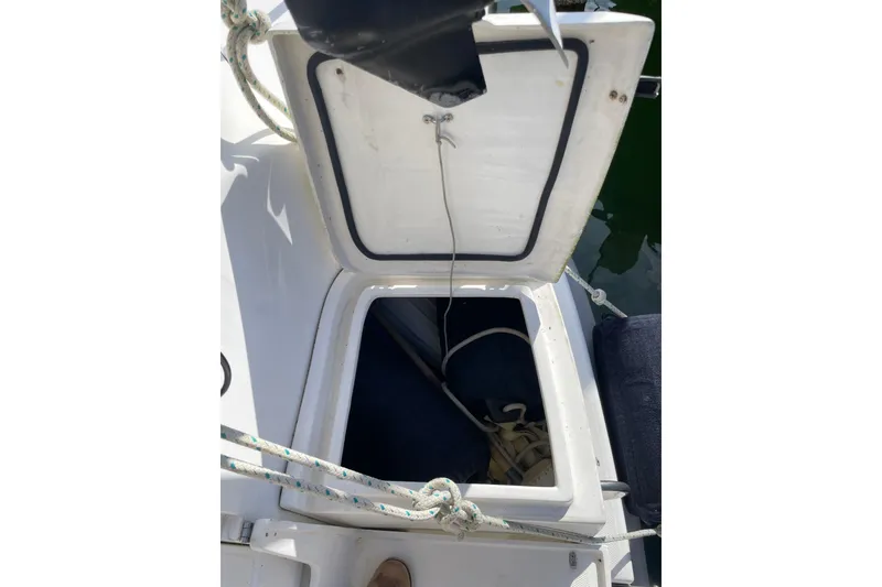 Slide: The Image of Raymarine display on 1999 Hunter 460 yacht, docked at marina. - 11