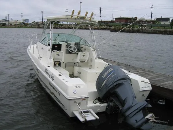 Slide: The Image of Wellcraft Coastal 240 2003 - 2