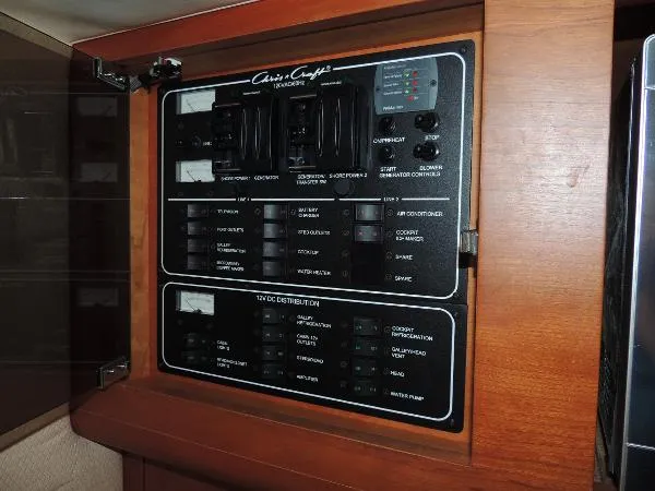 Slide: The Image of Chris-Craft Corsair 33 2007 - 6