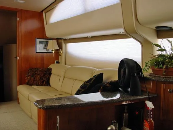 Slide: The Image of Meridian 408 Motoryacht 2004 - 8