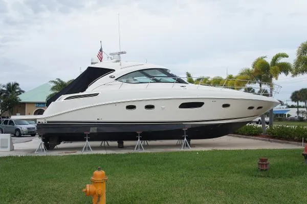 Slide: The Image of Sea Ray 470 Sundancer 2012 - 3