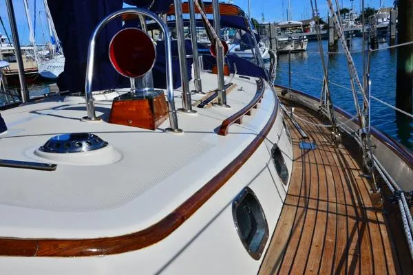 Slide: The Image of TaShing Baba 40' Cutter 1990 - 4