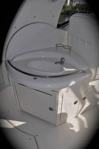 Slide: The Image of Sea Ray 340 Sundancer 2006 - 11