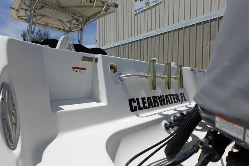 Slide: The Image of Hydra-Sports Vector 3300 CC 2005 - 78