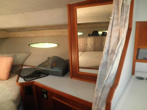 Slide: The Image of Sea Ray 300 Sundancer 1988 - 11