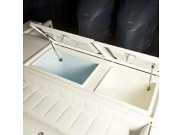 Slide: The Image of Regulator Marine 32 Forward Seating 2011 - 11