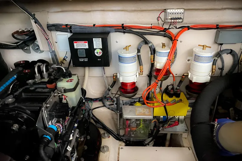 Slide: The Image of Sea Ray 470 Sundancer 2011 - 103