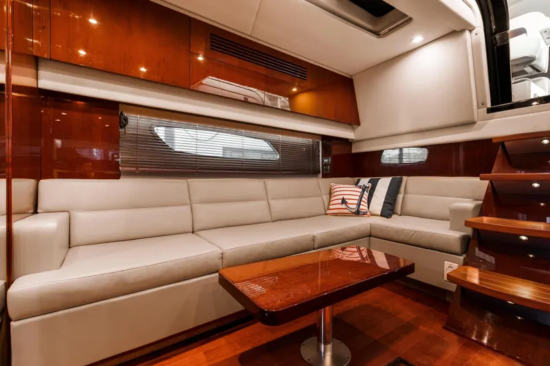 Slide: The Image of Sea Ray 470 Sundancer 2011 - 111