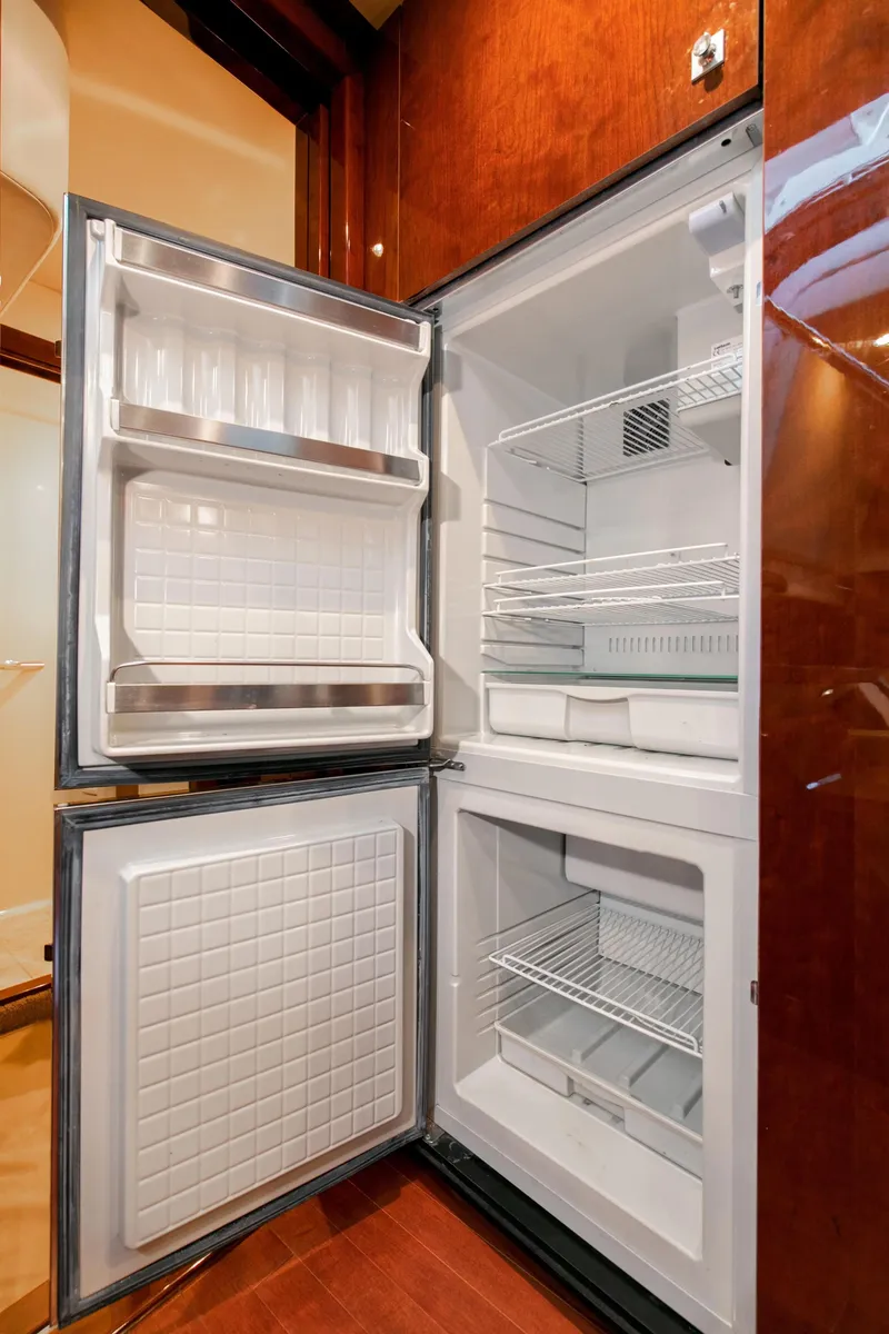 Slide: The Image of Sea Ray 470 Sundancer 2011 - 116