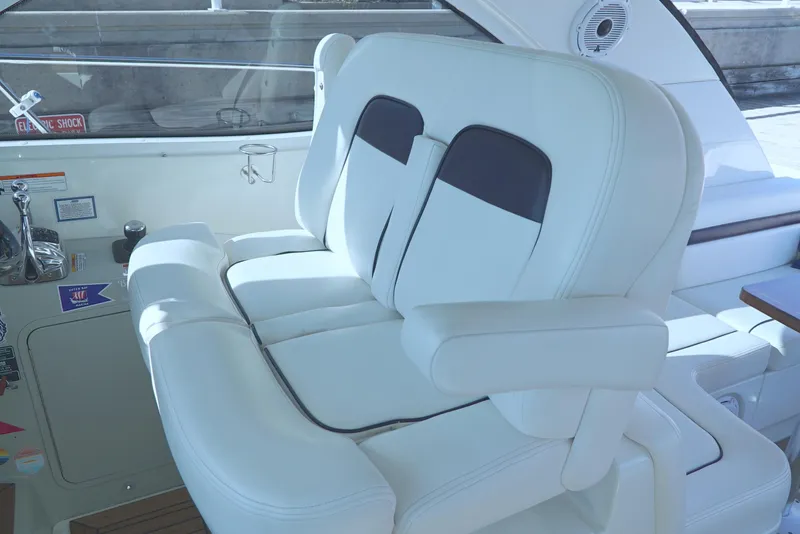 Slide: The Image of Sea Ray 470 Sundancer 2011 - 59