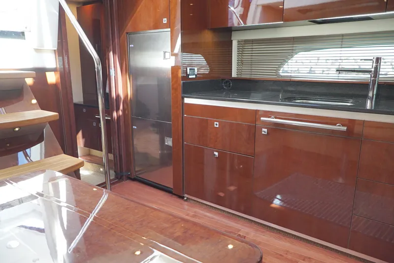 Slide: The Image of Sea Ray 470 Sundancer 2011 - 72