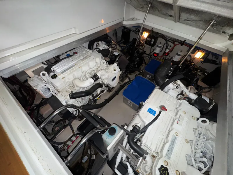 Slide: The Image of Sea Ray 470 Sundancer 2011 - 97