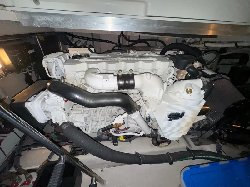 Slide: The Image of Sea Ray 470 Sundancer 2011 - 99