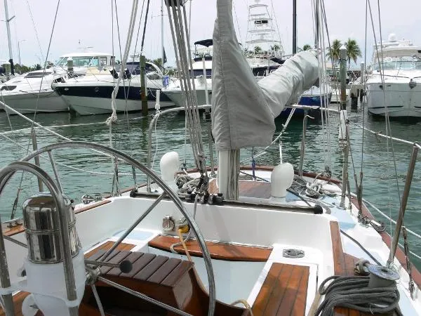 Slide: The Image of Alberg yawl 1973 - 3