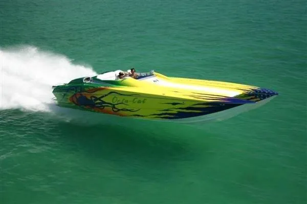 Slide: The Image of Nor-Tech 3600 Supercat Twin 850 Chiefs 2004 - 3