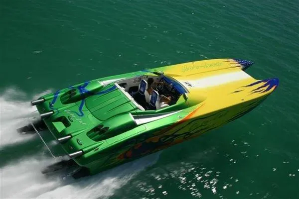 Slide: The Image of Nor-Tech 3600 Supercat Twin 850 Chiefs 2004 - 6