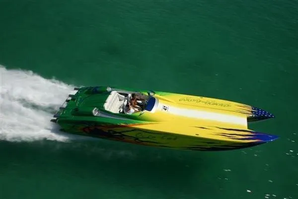 Slide: The Image of Nor-Tech 3600 Supercat Twin 850 Chiefs 2004 - 7
