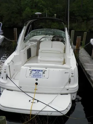 Slide: The Image of Sea Ray 300 Sundancer 2002 - 1