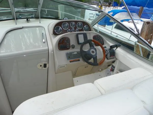 Slide: The Image of Sea Ray 300 Sundancer 2002 - 5