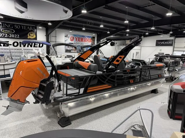 The Image of South Bay 525 DUAL CONSOLE SWINGBACK UL 400R MOTOR 2026 - 1