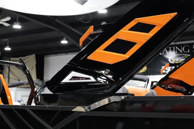 Slide: The Image of South Bay 525 DUAL CONSOLE SWINGBACK UL 400R MOTOR 2026 - 9