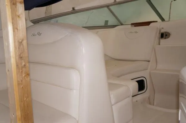 Slide: The Image of Sea Ray 280 Sundancer 2004 - 4