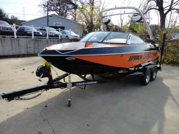 Slide: The Image of Malibu Wakesetter VTX 2012 - 2