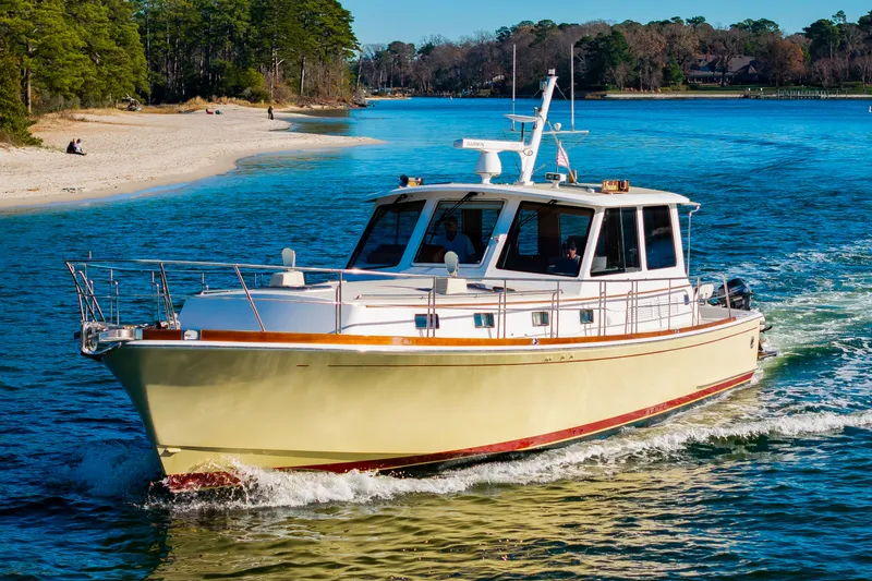 Slide: The Image of Grand Banks 49 Eastbay SX 2005 - 75