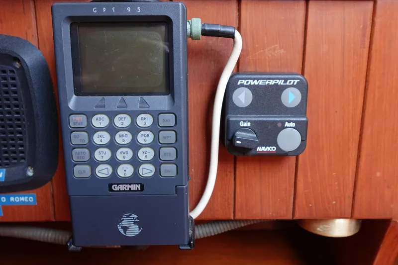 Slide: The Image of Garmin GPS 95 and Navico PowerPilot on Tayana 37 Cutter, 1985 model. - 28