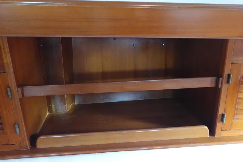 Slide: The Image of Tayana Tayana 37 Ct 1985 - 53