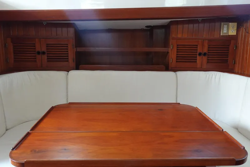 Slide: The Image of Tayana Tayana 37 Ct 1985 - 54