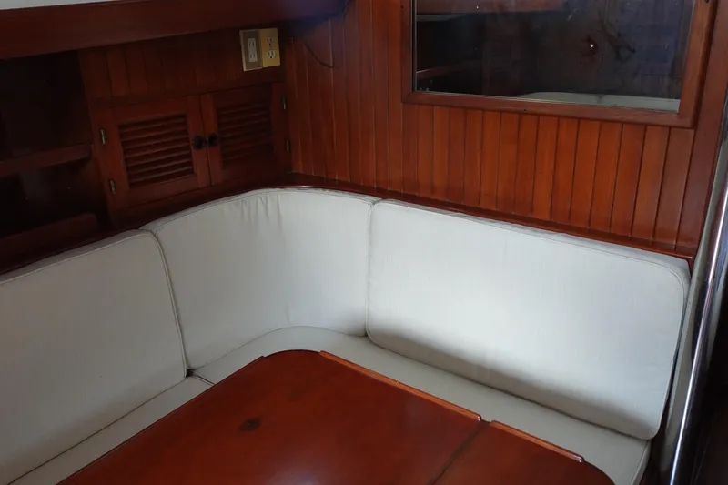 Slide: The Image of Tayana Tayana 37 Ct 1985 - 58