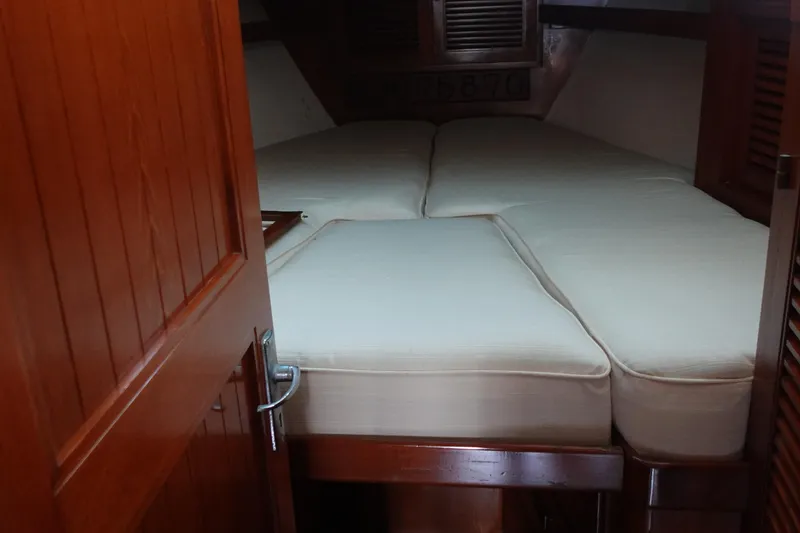 Slide: The Image of Tayana Tayana 37 Ct 1985 - 80