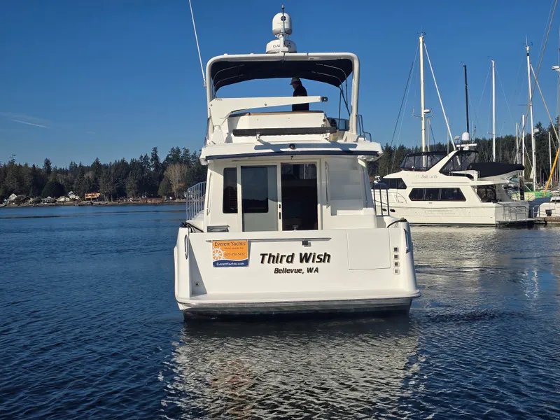 Slide: The Image of Navigator 44C 2005 yacht in harbor, Bellevue, WA. - 1