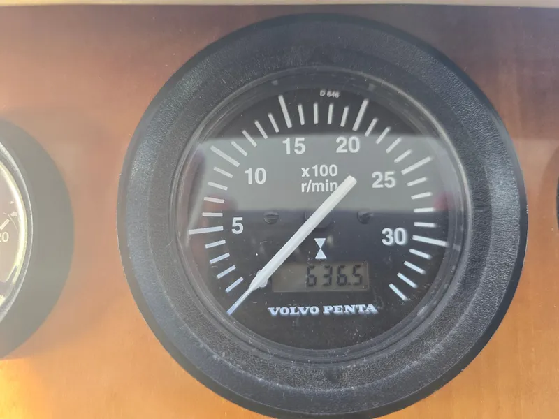Slide: The Image of Volvo Penta tachometer on 2005 Navigator 44C boat. - 14