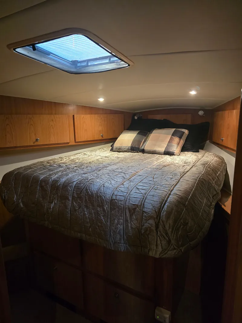 Slide: The Image of Bedroom in Navigator 44C boat, year 2005. - 34