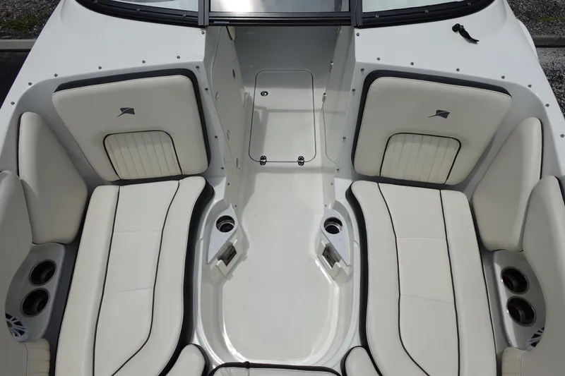 Slide: The Image of Stingray 231 DC 2022 - 69